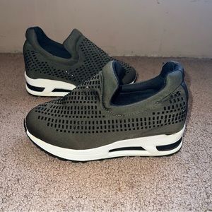 Bedazzled Shoes. Woman’s Sz6 OR Kids Sz4